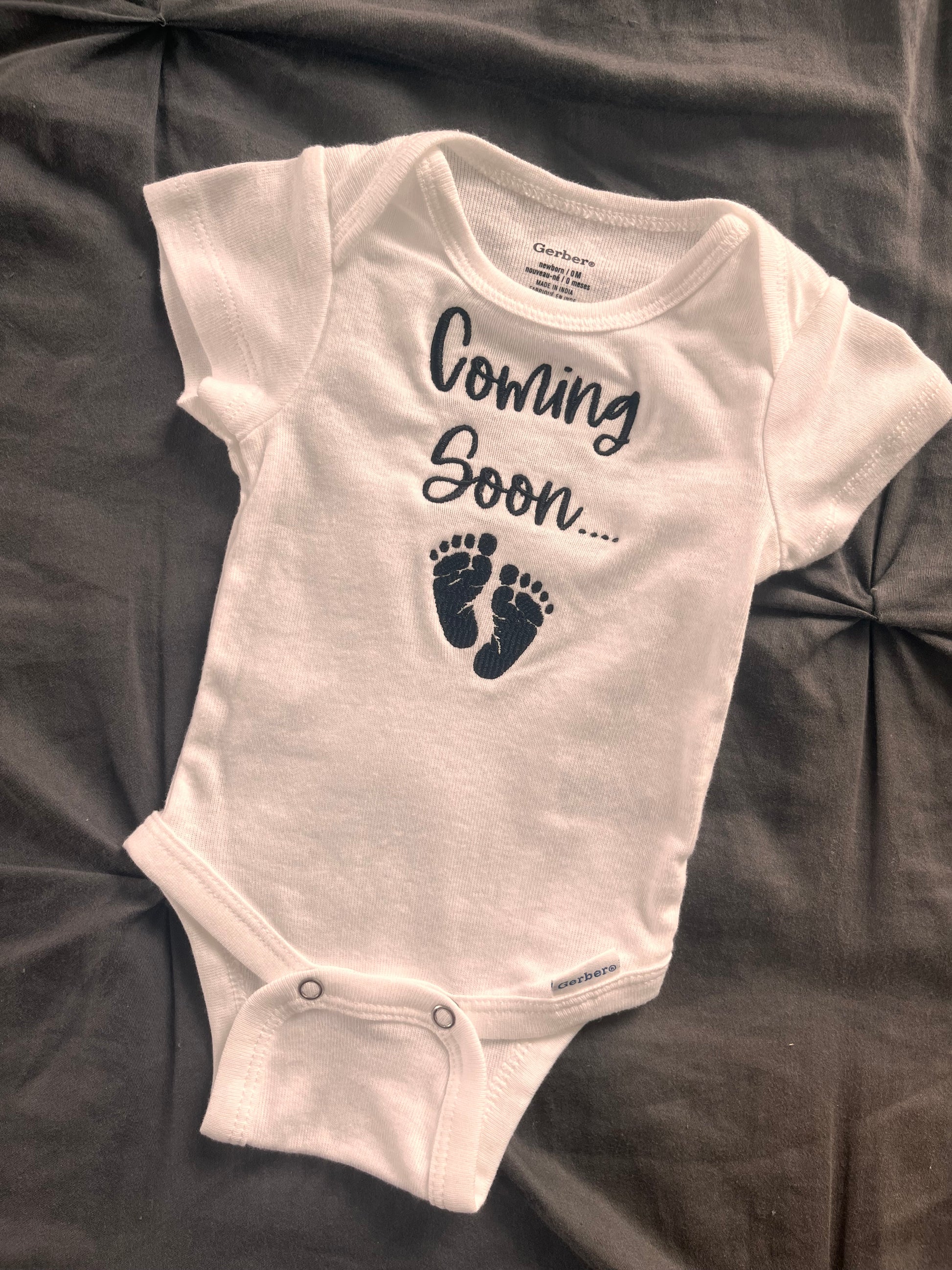 Coming Soon Baby embroidered Onesie/bodysuit – Black Footprint Bodysuit for Pregnancy Reveal