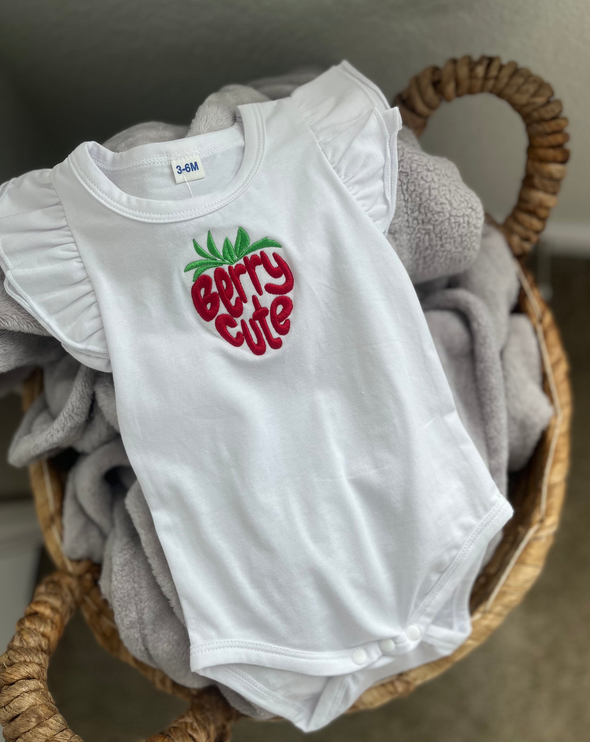 Baby Girls Berry Cute fruit embroidered Ruffle Sleeves Bodysuit Infant Solid Color Top Jumpsuit onesie gift