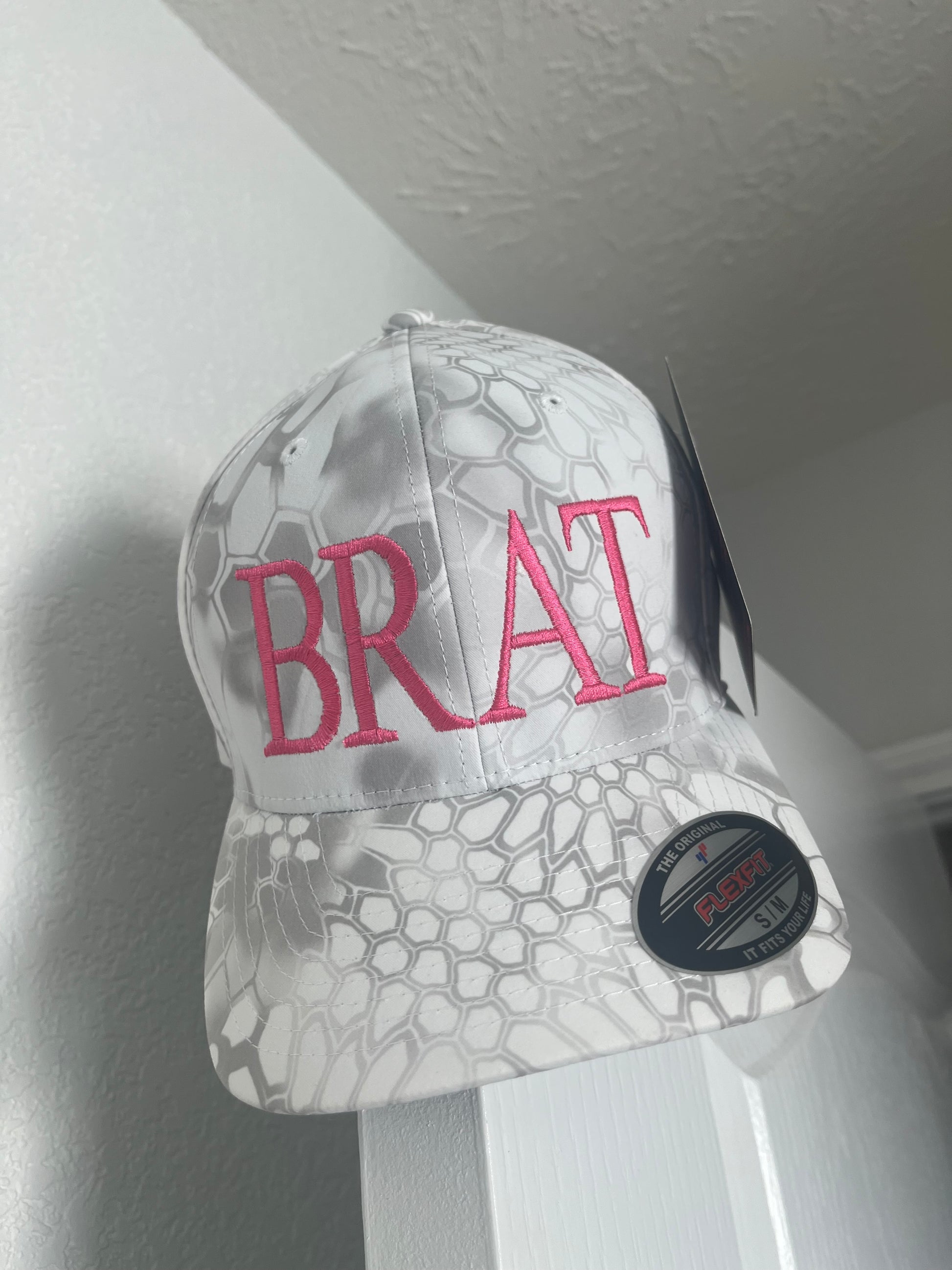 BRAT- Kryptek Flexfit embroidered hat   color: wraith