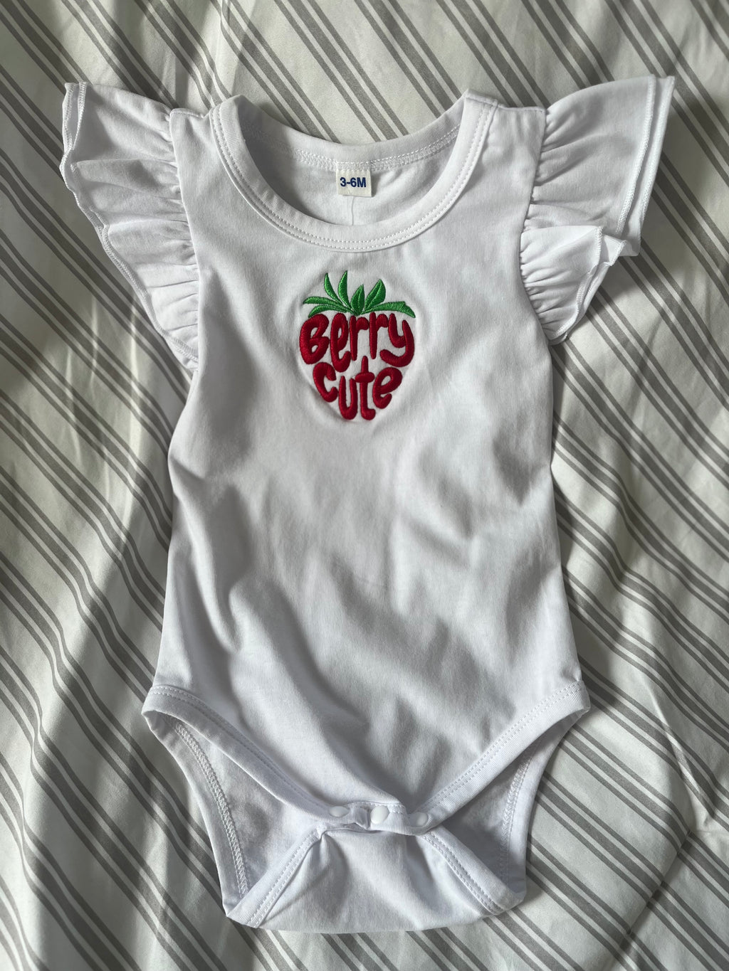 Baby Girls Berry Cute fruit embroidered Ruffle Sleeves Bodysuit Infant Solid Color Top Jumpsuit onesie gift