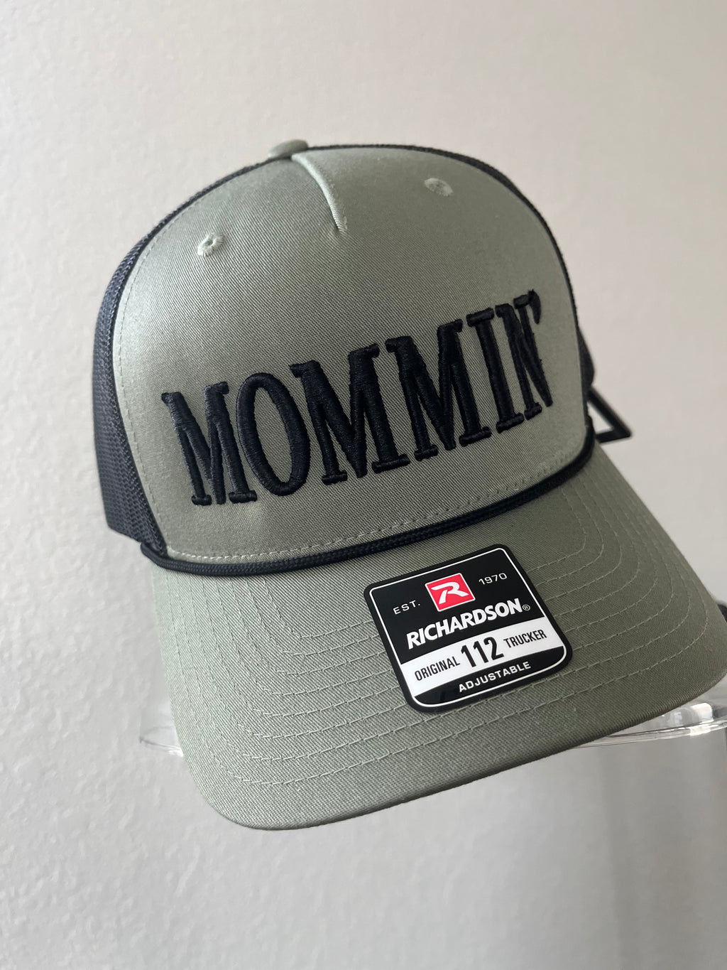 MOMMIN' 3D Puff 5 panel Richardson Rope Hat in Loden green and black